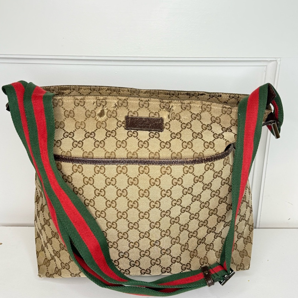 Auth Gucci GG Sherryline Messenger Crossbody